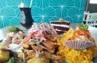 ¡Ronda Erótica para 02 Personas! Ceviche Mixto, Arroz con Mariscos,Chicharron Mixto y Más! en La Choza Náutica de Breña