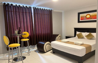 ¡01 noche de alojamiento para dos en HABITACION SUITES AUDAZ en Hotel Golden Dreams!