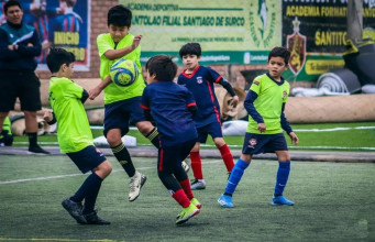 ¡4 Clases de iniciación y Reforzamiento de Fútbol con Metodología Coerver en 3 Sedes!